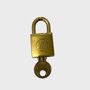 Louis Vuitton Vintage 200 Series Brass Lock with Key #205